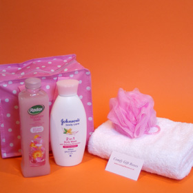 Get well soon gifts for women, pampering get well gifts, hospital gifts for women, get well soon gift baskets UK, get well soon gifts delivered