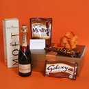 Chocolate pamper gift baskets, gift ideas for her online, Champagne Birthday chocolate gift ideas, chocolate thank you pampering presents, chocolate pamper hampers, get well soon gifts