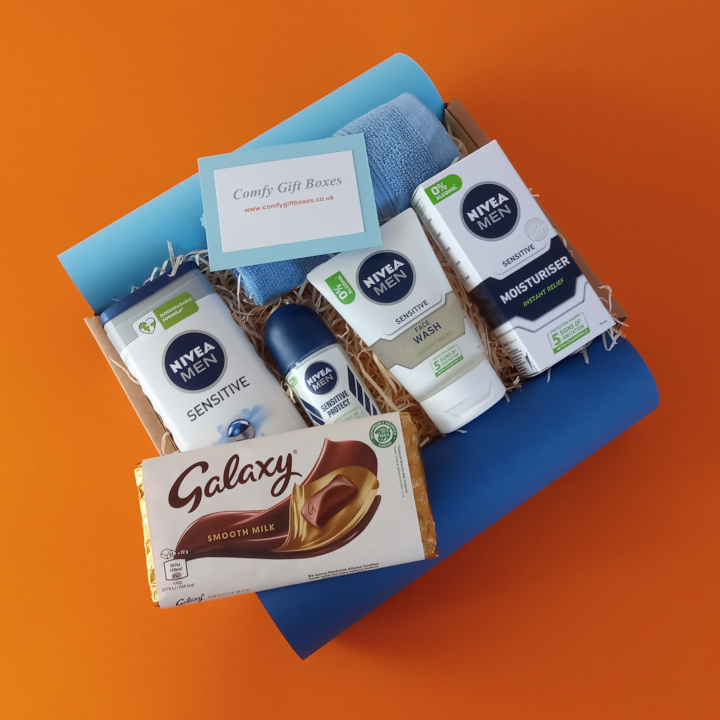 Galaxy chocolate Nivea pamper gifts for men, chocolate gift ideas for men UK delivery, mens chocolate pampering presents UK