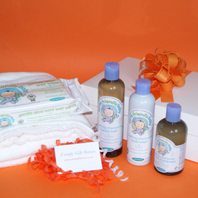 New baby gifts UK, new baby gift baskets UK, presents for new babies, new baby congratulations gift baskets, presents for babies, new born baby presents delivered