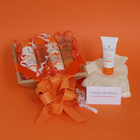 Spa body pamper gifts for women, gifts for womens pamper evening, pamper gifts for her, pampering gifts for women UK