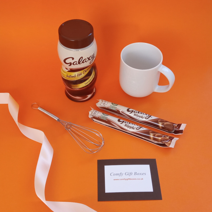 Small Galaxy chocolate gift ideas, Galaxy Ripple hot chocolate thank you presents UK